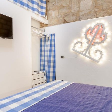 La Casuccia Cosy Flat In Old Center Apartment Bari Ngoại thất bức ảnh